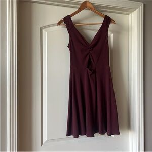 Elegant Burgundy Sleeveless Dress